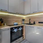 Silver شقة دوشنيكي زدروي